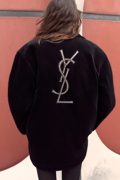 Look 90